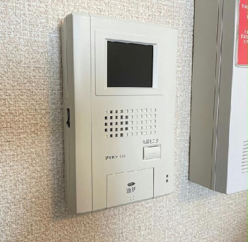 セキュリティ　モニター付きインターホン