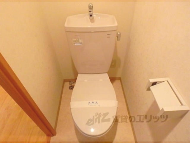 太陽ハイツ南草津3のトイレ写真