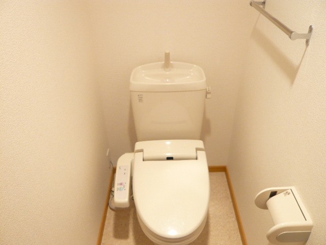 トイレ　別の部屋の写真です