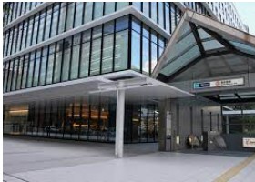 病院　東京医科大学病院（病院）まで340m