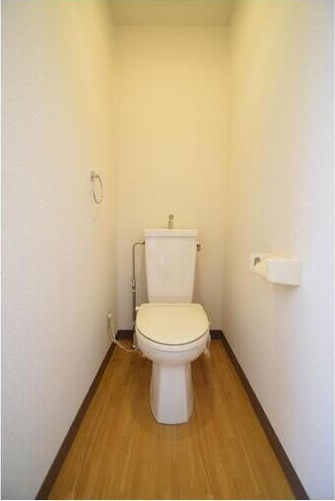 地下鉄桜通線 太閤通駅 徒歩4分 7階建 築33年のトイレ写真