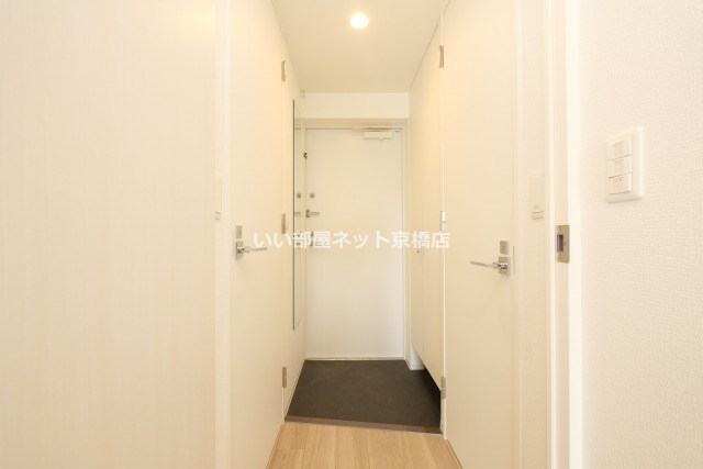 セレニテ新大阪ミラク弐番館の玄関写真