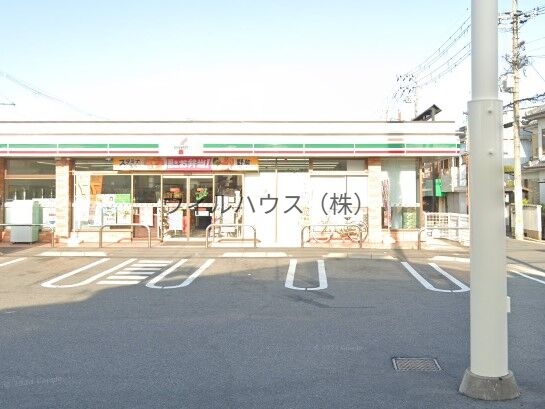 コンビニ　セブンイレブン堺八田北町店（コンビニ）まで822m