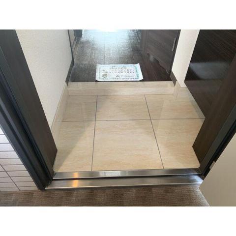 玄関　玄関