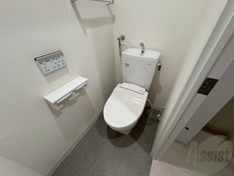 トイレ　トイレです。ウォシュレット付を探している方、おすすめです！