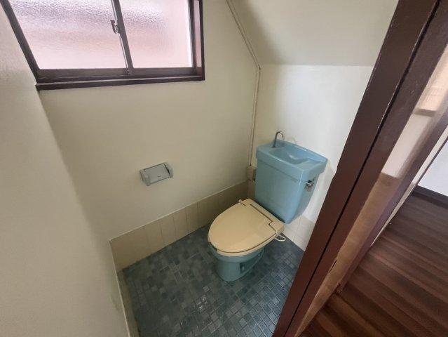 トイレ　清潔感のあるトイレです