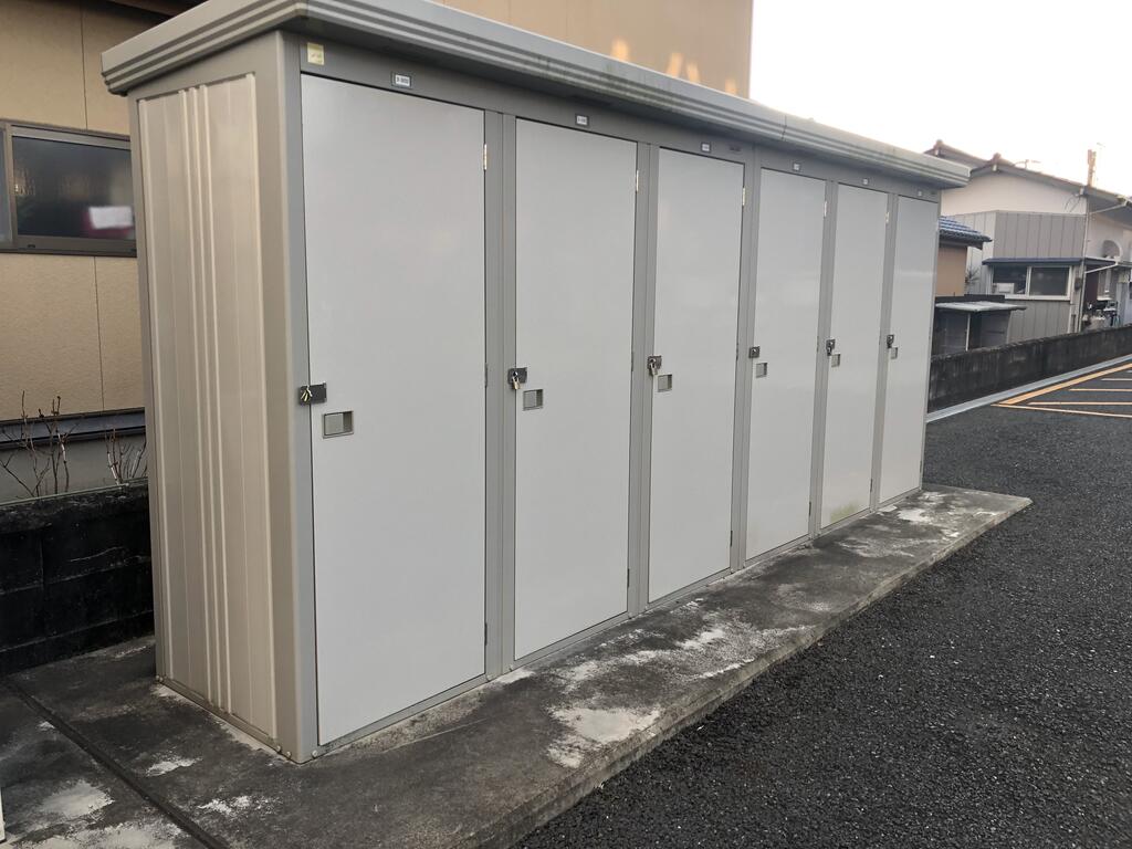 ＪＲ常磐線 いわき駅 バス乗車時間：8分 最寄りバス停で下車 徒歩7分 2階建 築12年の外観写真