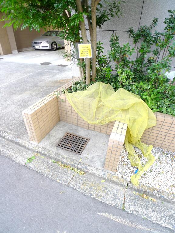 地下鉄桜通線 吹上駅 徒歩9分 4階建 築33年の外観写真