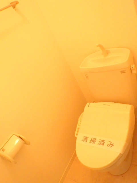 トイレ　★温水洗浄便座★