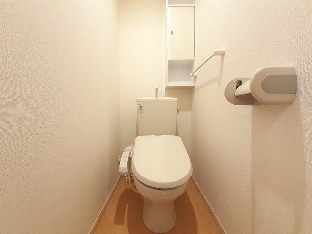 トイレ　ゆったりとした空間のトイレです