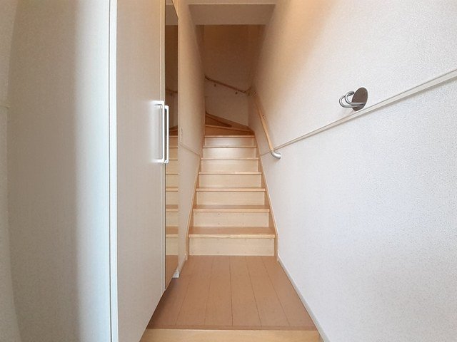 玄関　落ち着いた玄関です