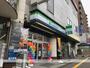 コンビニ　ファミリーマート（コンビニ）まで595m