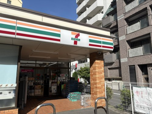 コンビニ　セブンイレブン 横浜不老町1丁目店（コンビニ）まで91m