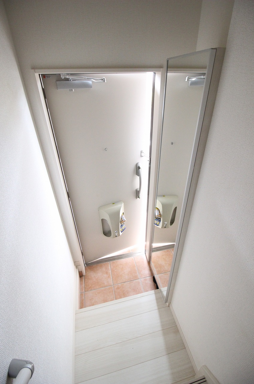 玄関　別の部屋の写真です