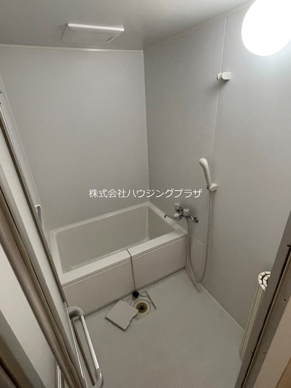 バス・シャワールーム　浴室