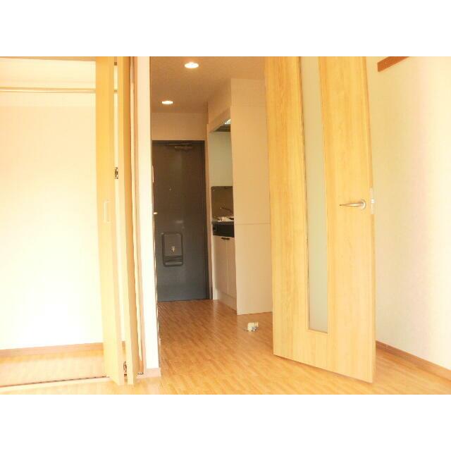 居室・リビング　※別部屋参考写真です。