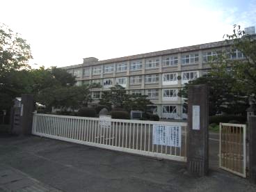 小学校　浜松市立与進北小学校（小学校）まで800m