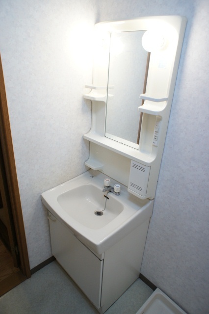 洗面設備　図面と現状に相違がある場合には現状を優先．．．