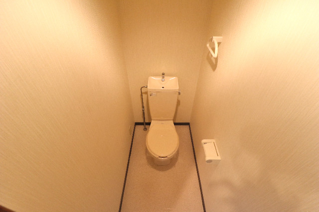 レジェンド西宮のトイレ写真