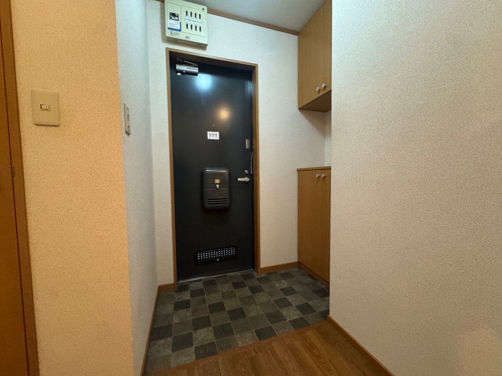 メナジュ夢M棟の玄関写真
