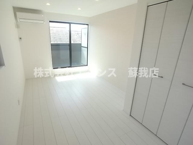 その他部屋・スペース　落ち着いて過ごせるお部屋なので、寝室にいかがでしょうか