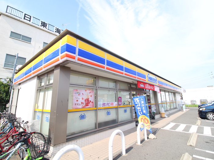 コンビニ　ミニストップ（コンビニ）まで394m