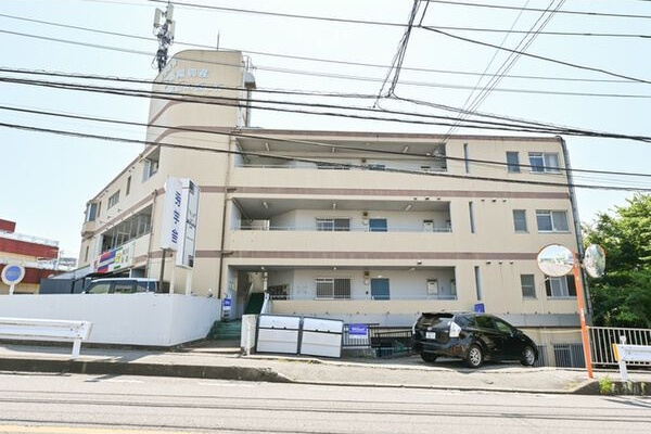小田急小田原線 東海大学前駅 徒歩8分 7階建 築38年の外観写真