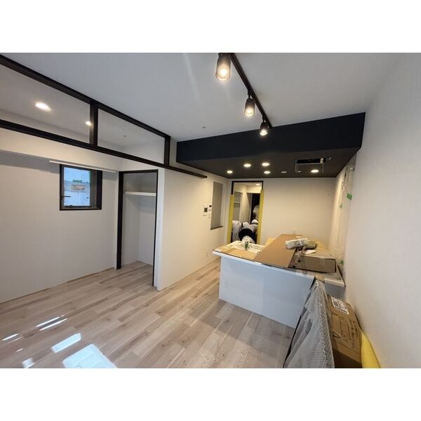 LiveCasa神戸元町の居間写真