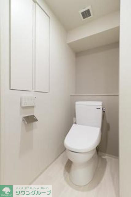 トイレ　※写真は同タイプ住戸です。