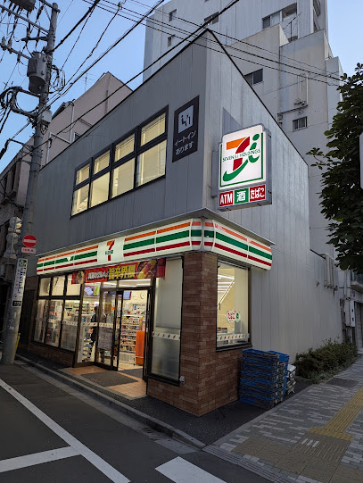 コンビニ　セブンイレブン 台東浅草橋1丁目店（コンビニ）まで174m