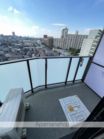 地下鉄名城線 平安通駅 徒歩4分 12階建 築6年の内装写真