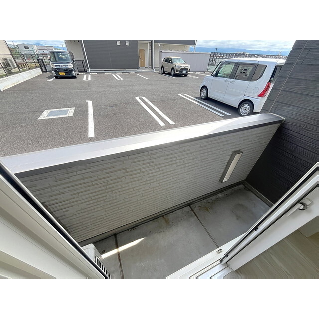 バルコニー　※サンプル写真使用