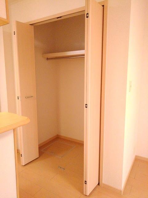 ＪＲ赤穂線 西大寺駅 徒歩18分 2階建 築18年の内装写真