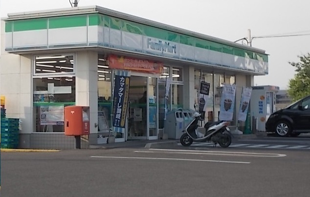コンビニ　ファミリーマート仏生山南店さん（コンビニ）まで500m