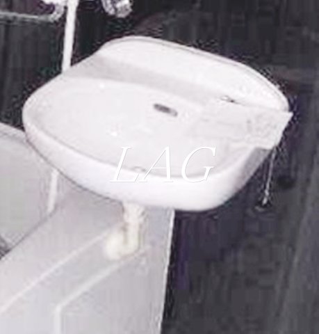 洗面設備　洗面台です。