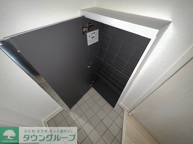 収納　バルコニー