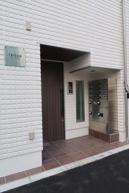 ＪＲ中央線 西荻窪駅 徒歩10分 3階建 築9年の外観写真