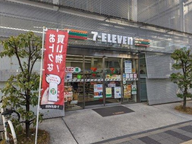 コンビニ　セブンイレブン墨田亀沢3丁目店（コンビニ）まで383m