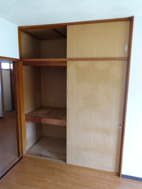 収納　※別号室写真（反転タイプ）