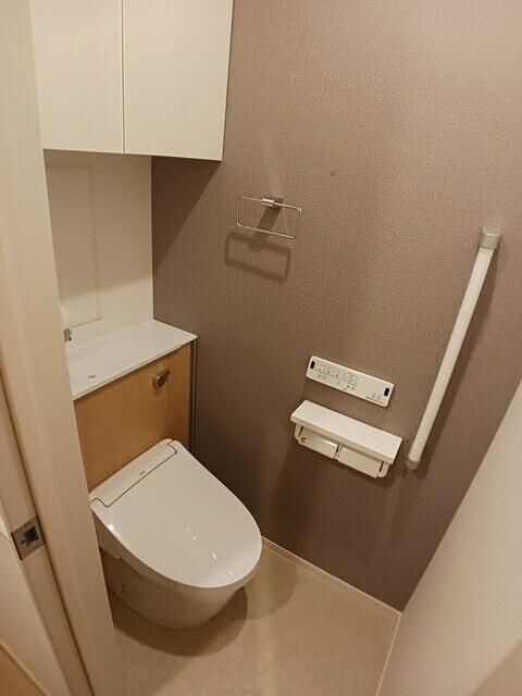 ＪＲ埼京線 浮間舟渡駅 徒歩11分 3階建 築1年のトイレ写真