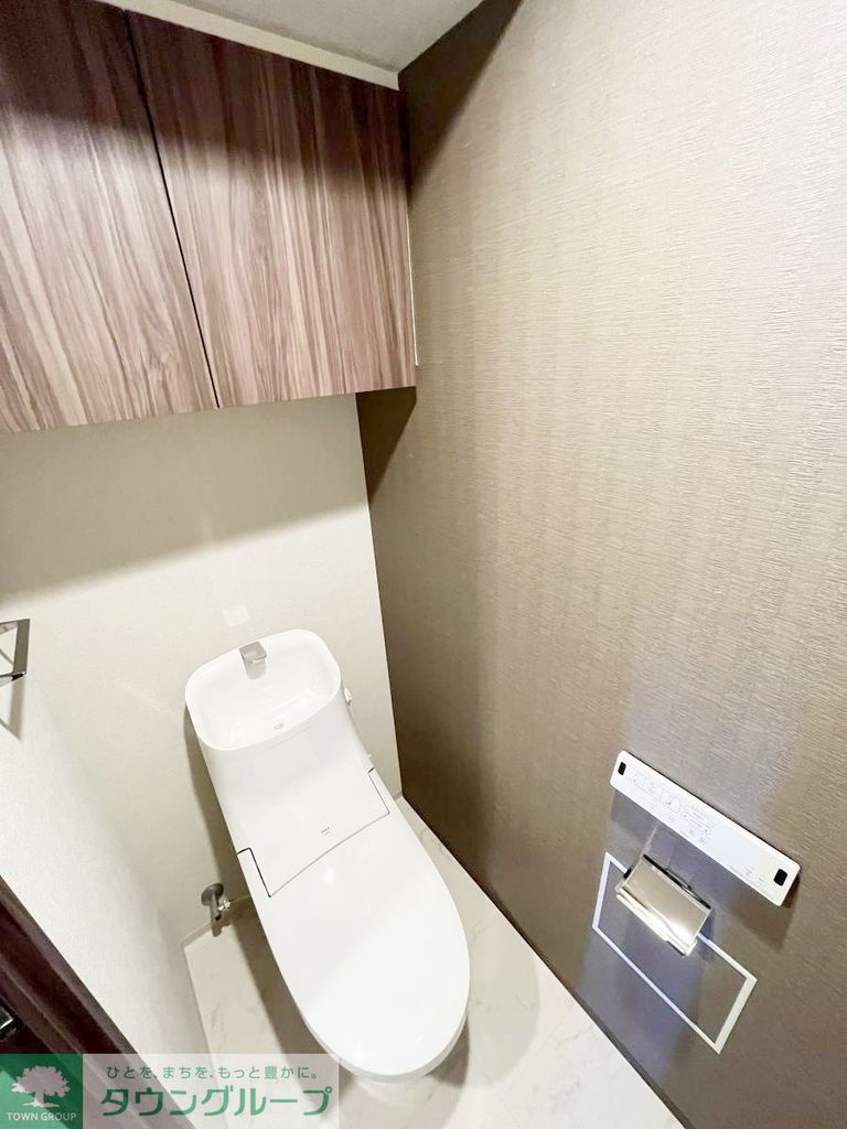 ＪＲ総武線 千葉駅 徒歩9分 13階建 築4年のトイレ写真