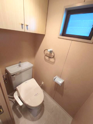 ファミーユグラン河野のトイレ写真