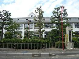 小学校　日野町立日野小学校（小学校）まで956m