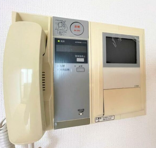 セキュリティ　モニター付きインターホンです