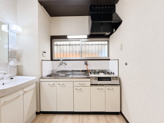 岸和田市池尻町賃貸戸建てのキッチン写真