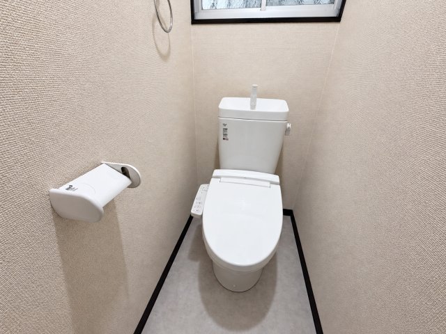 岸和田市池尻町賃貸戸建てのトイレ写真