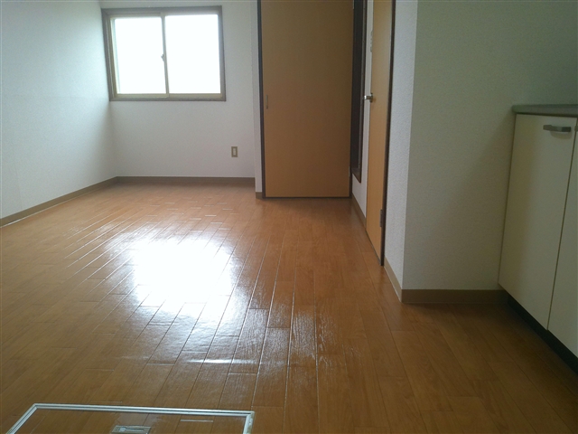 滝川第1総合ハイツAの居間写真