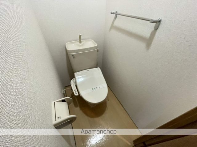 阪急宝塚線 曽根駅 徒歩1分 5階建 築25年のトイレ写真