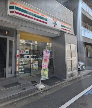 コンビニ　セブンイレブン清澄白河駅前店（コンビニ）まで260m