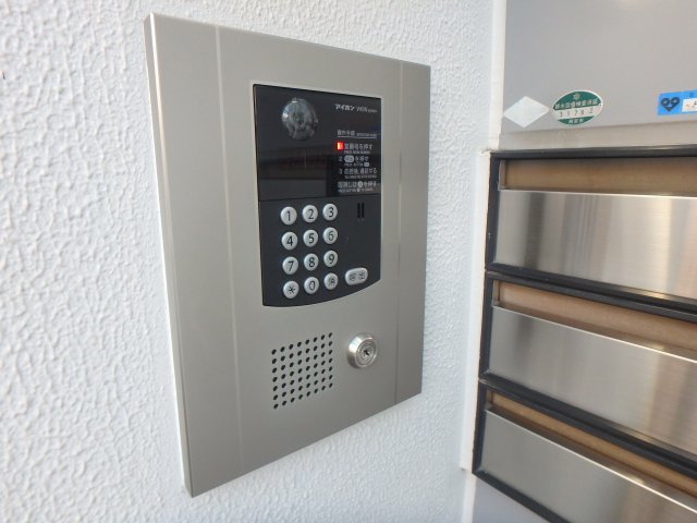 セキュリティ　オートロック完備